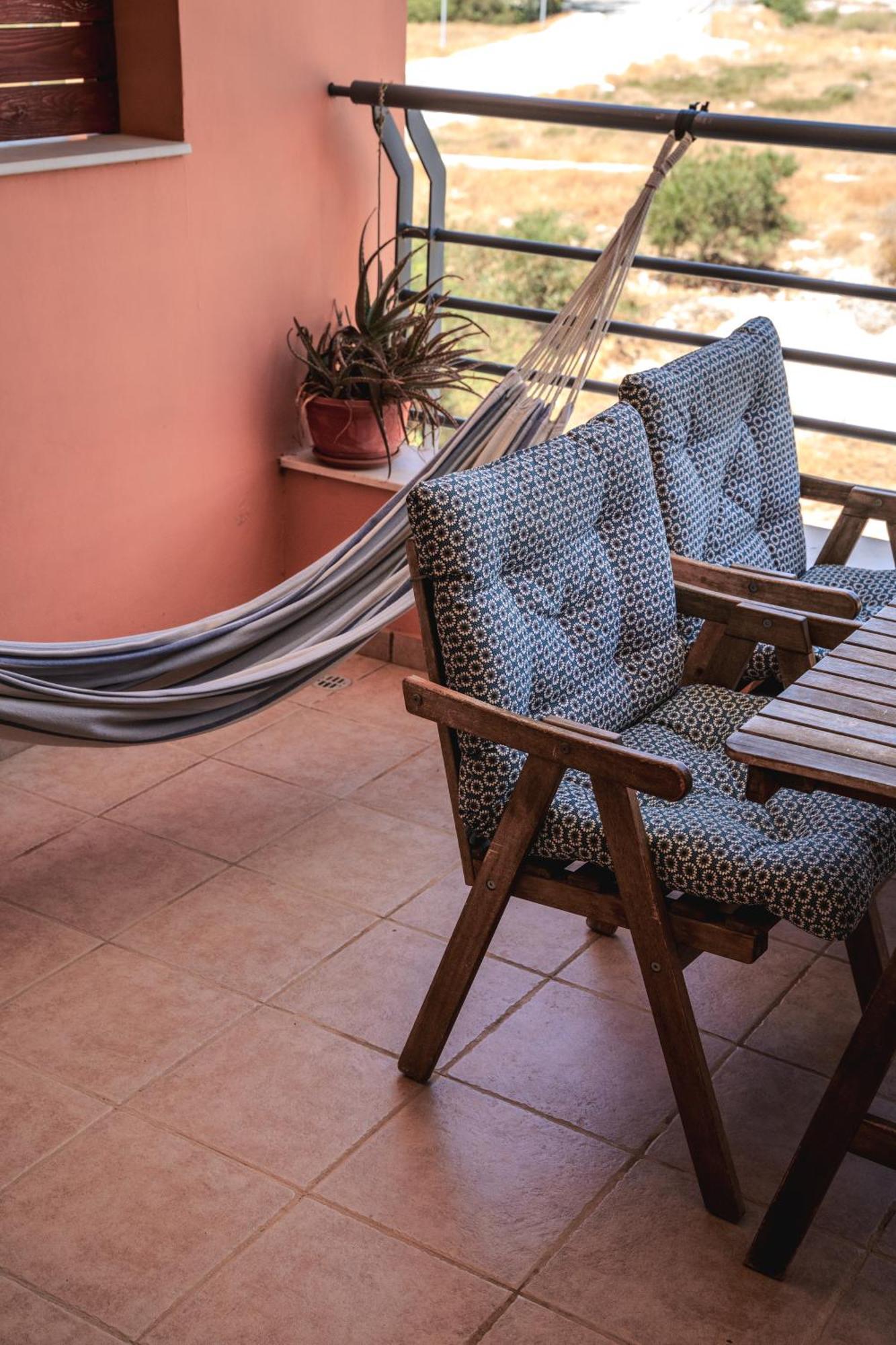 Isabella One Bedroom Larnaca Buitenkant foto